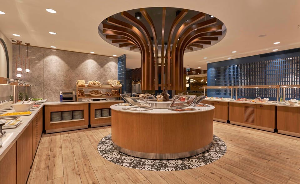 Restaurant/places to eat