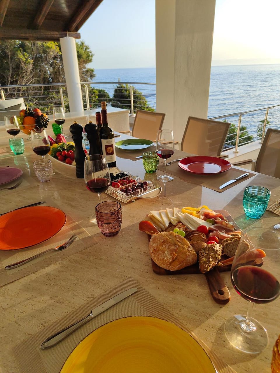 Food and drinks, Sea view, Dinner