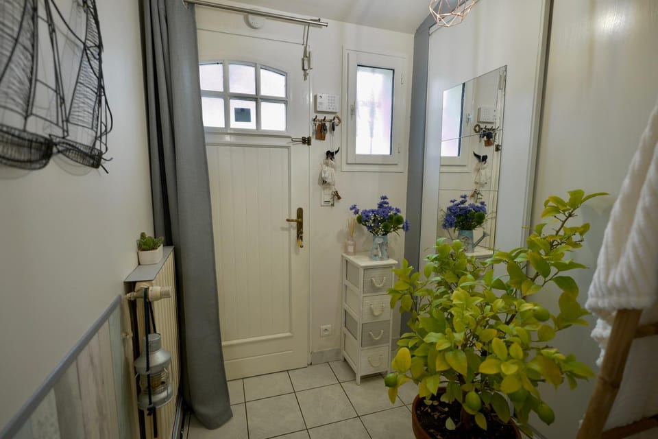 MAISON DE VILLE Bed and Breakfast in Le Mans