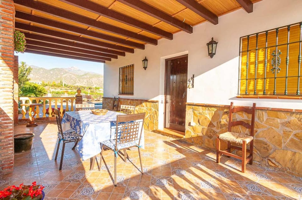 Patio, Balcony/Terrace, Dining area