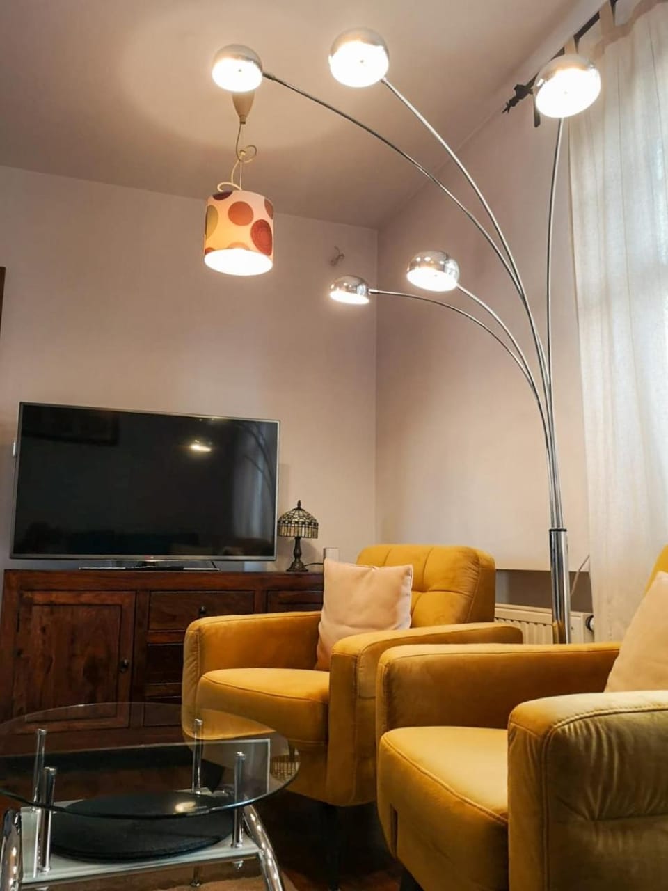Communal lounge/ TV room, TV and multimedia, Living room, Seating area