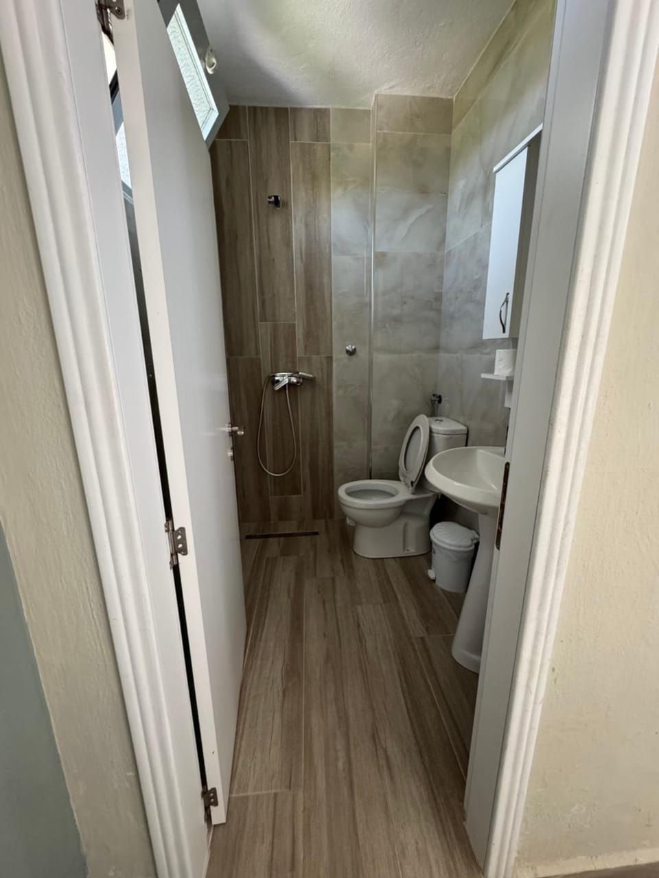 Hotel Vila AARON Hotel in Tirana County, Albania