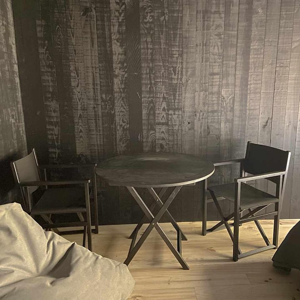 A Leira 116 Cabañas de diseño Campground/ 
RV Resort in Galicia