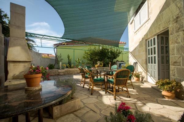 Villa Serventic Villa in Split-Dalmatia County