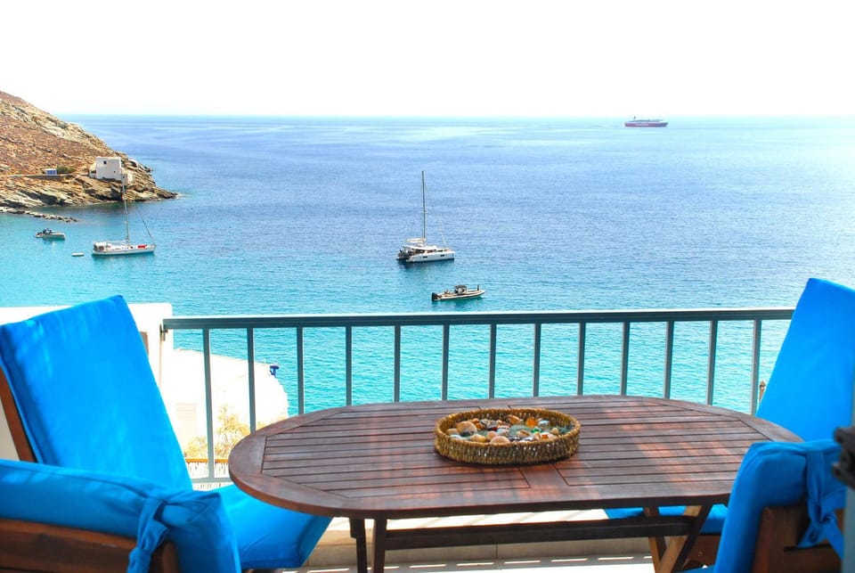 Property building, Sea view