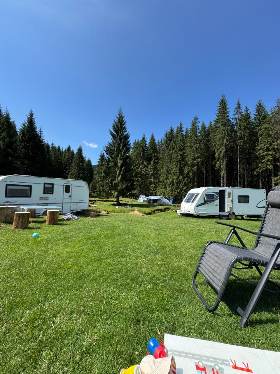 Apusenia Caravan Escape Padiș - Glăvoi Campground/ 
RV Resort in Cluj County