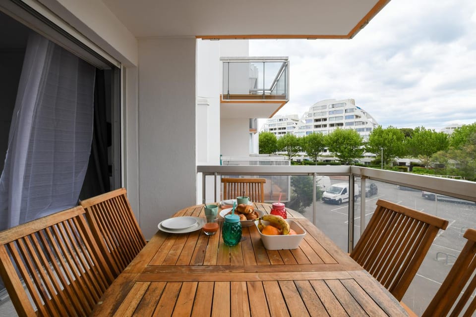 Studio Arena / Plage à 2min / Parking privé / Terrasse Apartment in La Grande-Motte