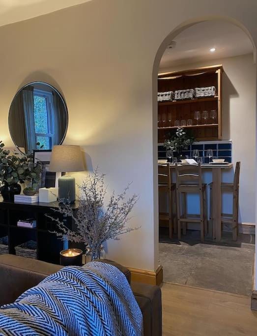 Beautiful & cosy 4 bedroom home House in Calderdale