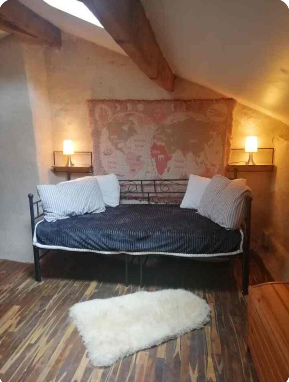 Two bedroom Stone Cottage House in Nouvelle-Aquitaine