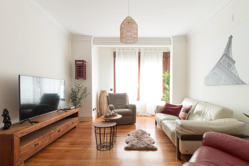 Communal lounge/ TV room, TV and multimedia, Living room, Lounge or bar