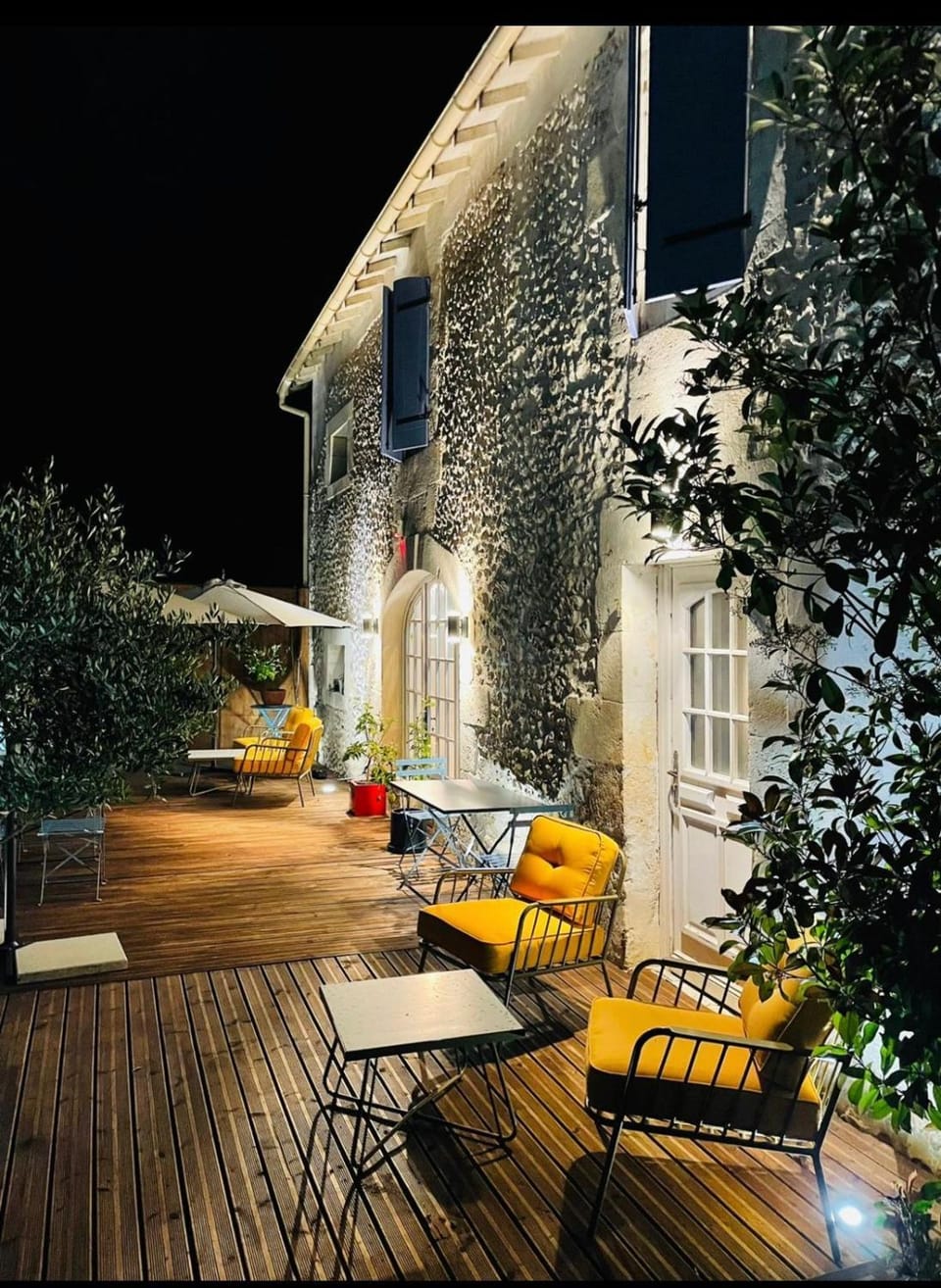 Le Petit Caviste - Chambres D'hôtes & Suites Bed and Breakfast in Nouvelle-Aquitaine