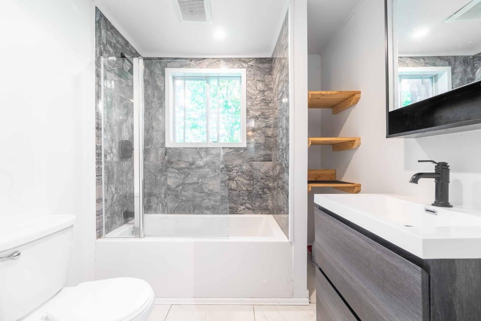 Le chaleureux Shack - Spa, lac & Ski House in Quebec