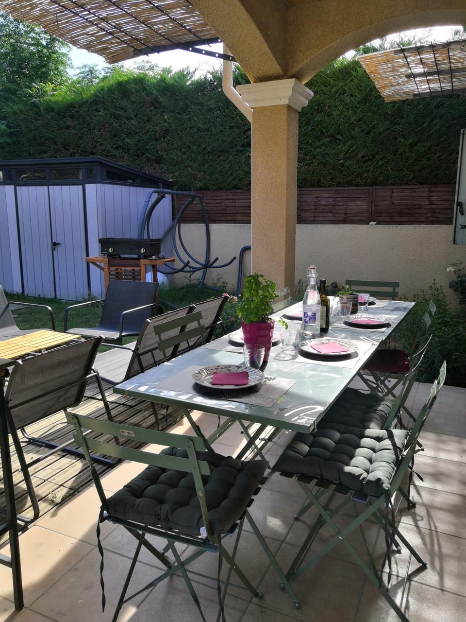 Patio, BBQ facilities, Balcony/Terrace