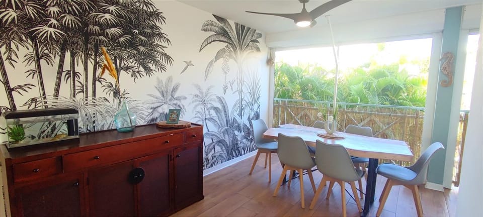 View (from property/room), Dining area