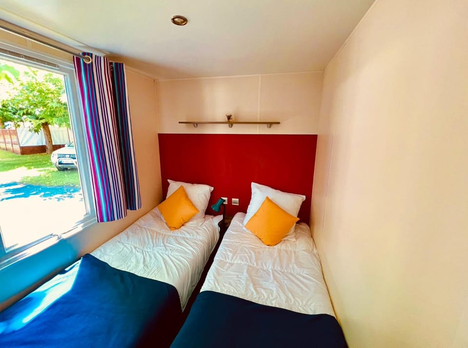 Bed, Night, Bedroom