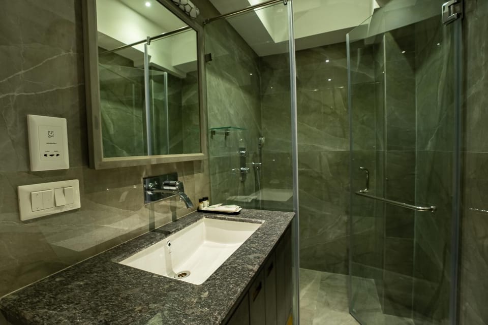 Shower, Bathroom