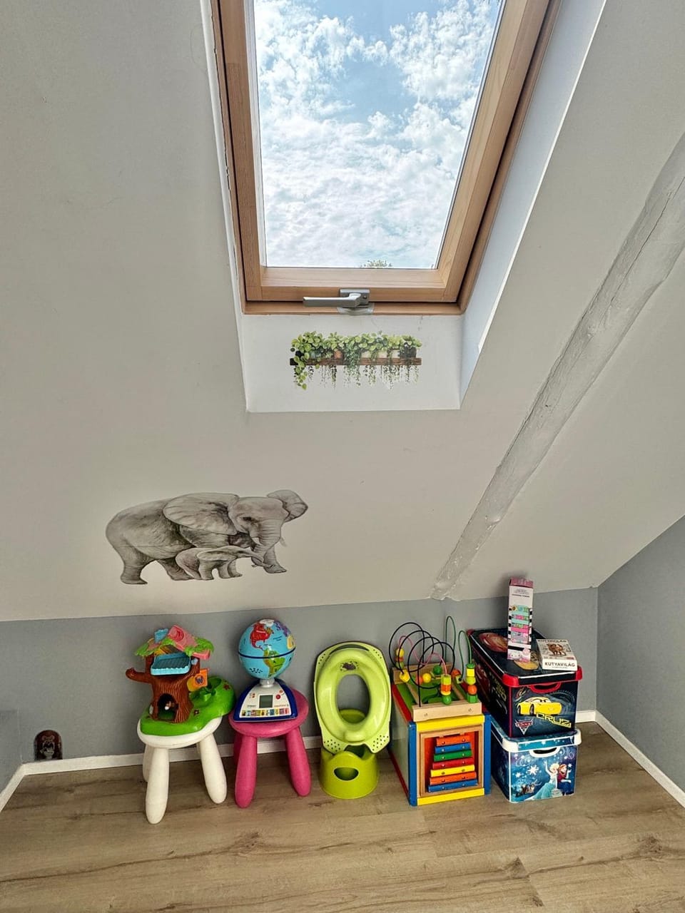 IstEni apartman Zamárdi, akár 12 fő! Balaton Apartment in Hungary