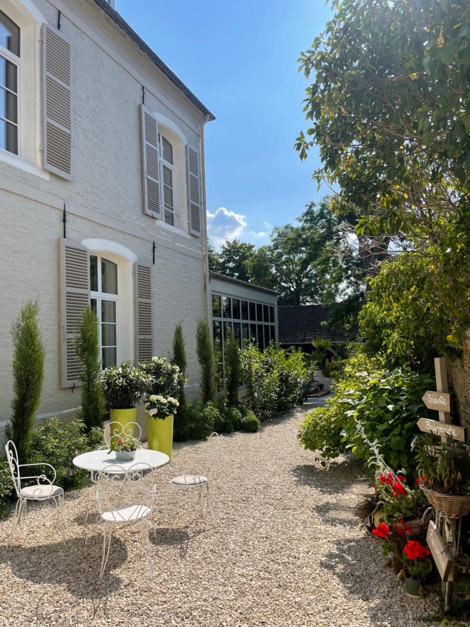 Aux Remparts de Montreuil Bed and Breakfast in Hauts-de-France