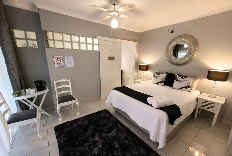 Zhantique Guest House 1- Unit 1 Apartment in Gauteng