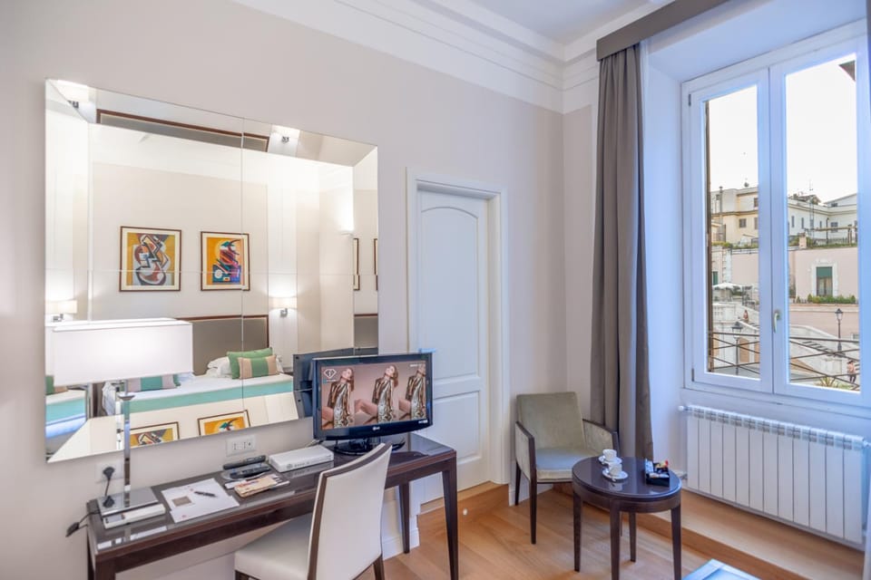 TV and multimedia, City view, Landmark view