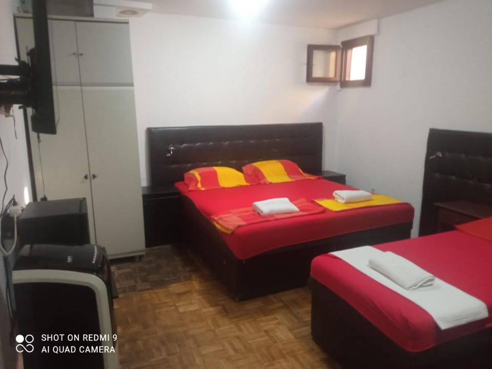 BOUTIQUE VILLA 84 Bed and Breakfast in Sarajevo