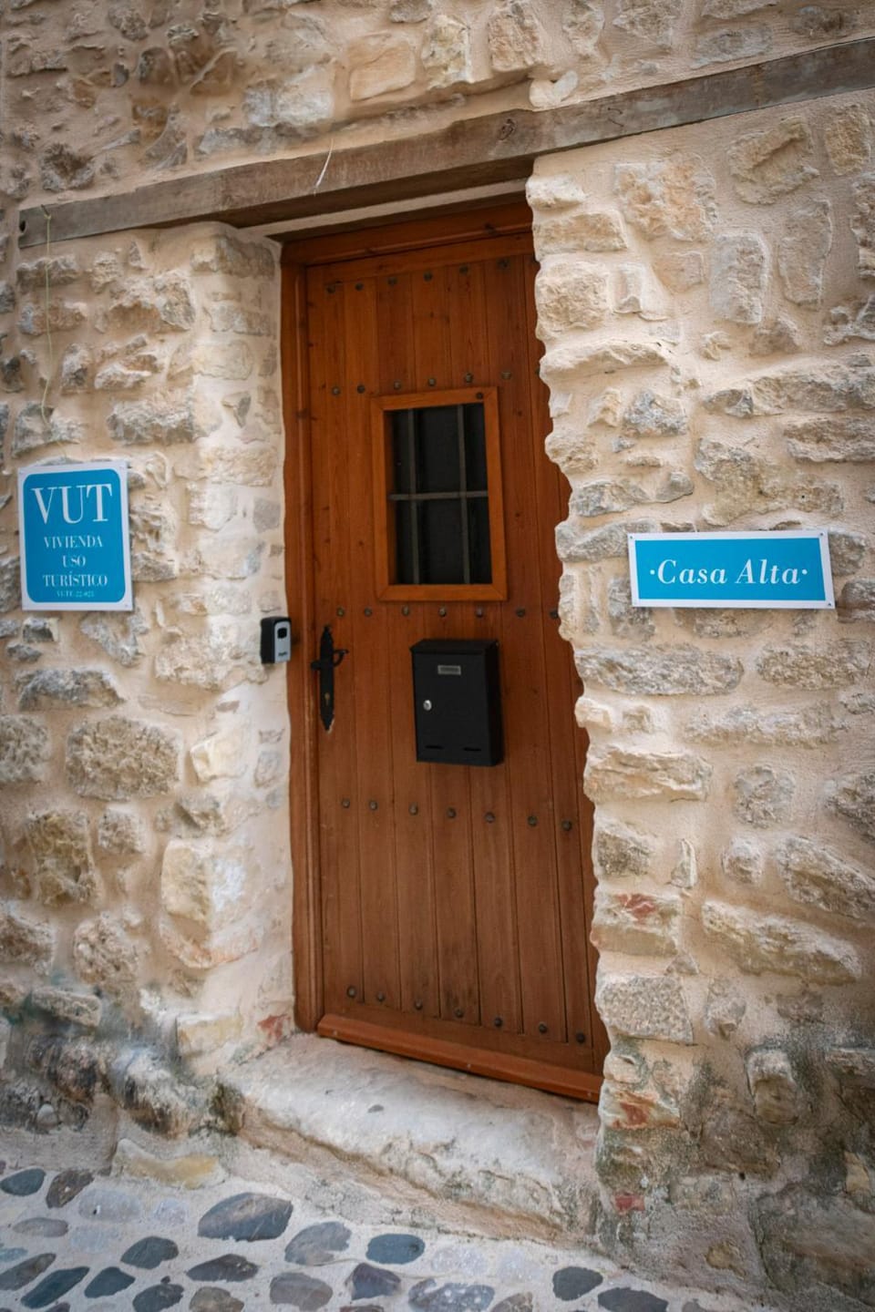 Facade/entrance, Logo/Certificate/Sign