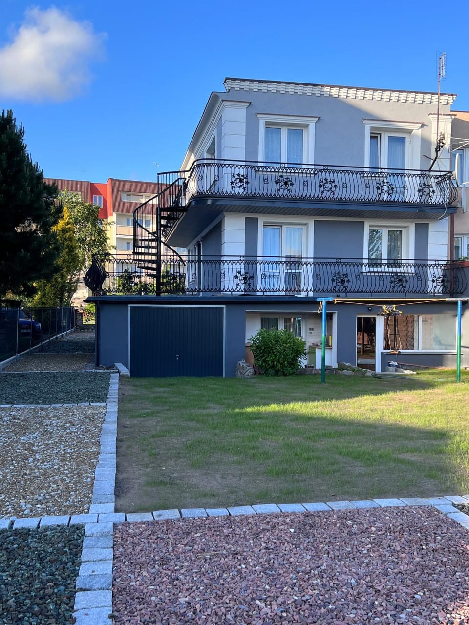 Property building, Garden