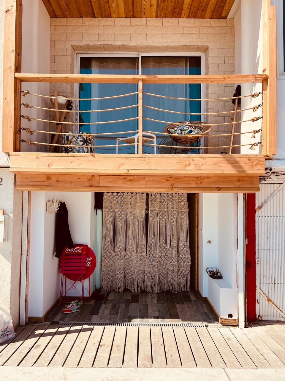 Facade/entrance