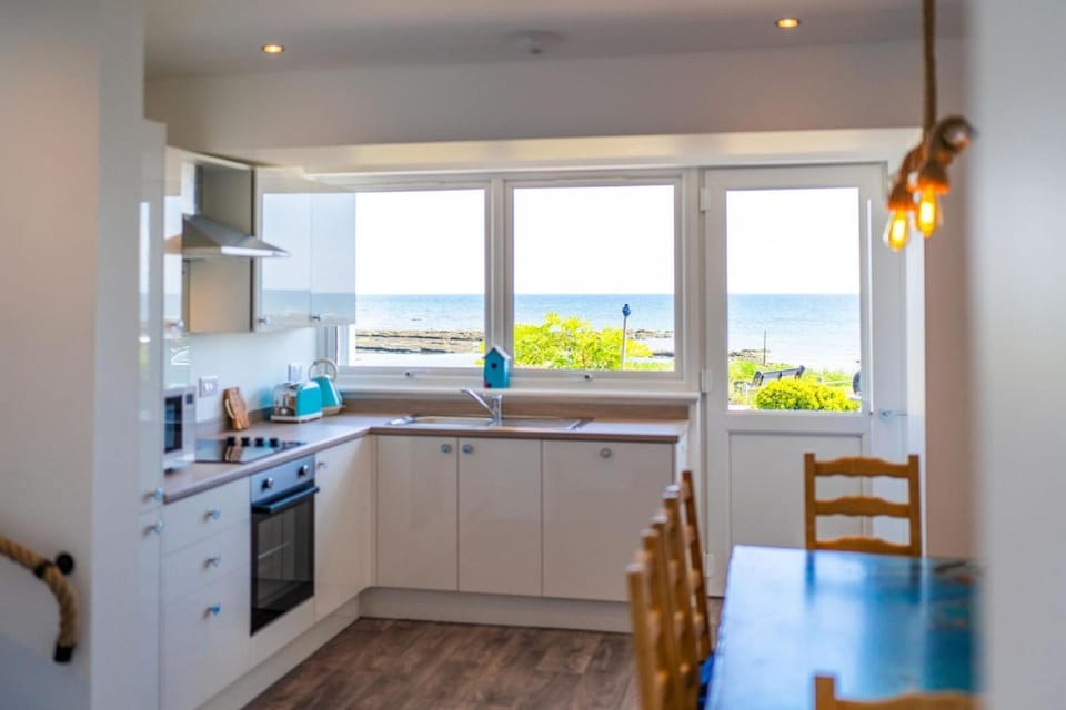 The Beach Boathouse, Carnoustie House in Carnoustie