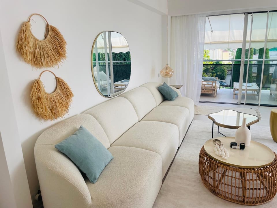Moscowa# Ibiza Apartment in Cannes
