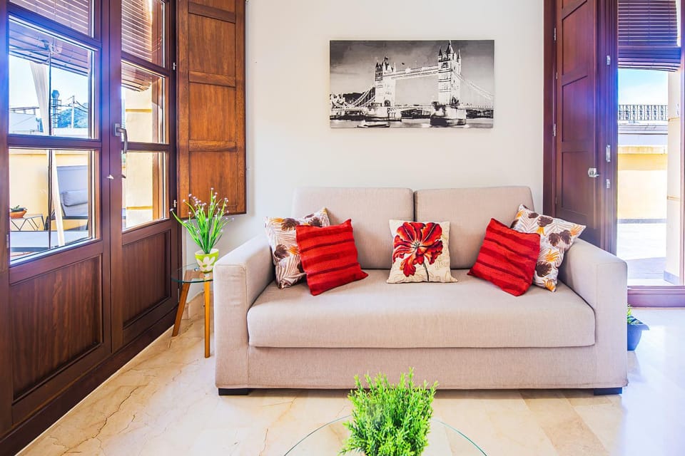 Living room, Seating area