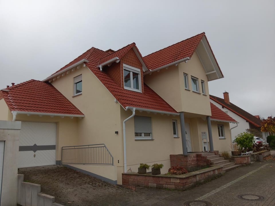 Property building, Day