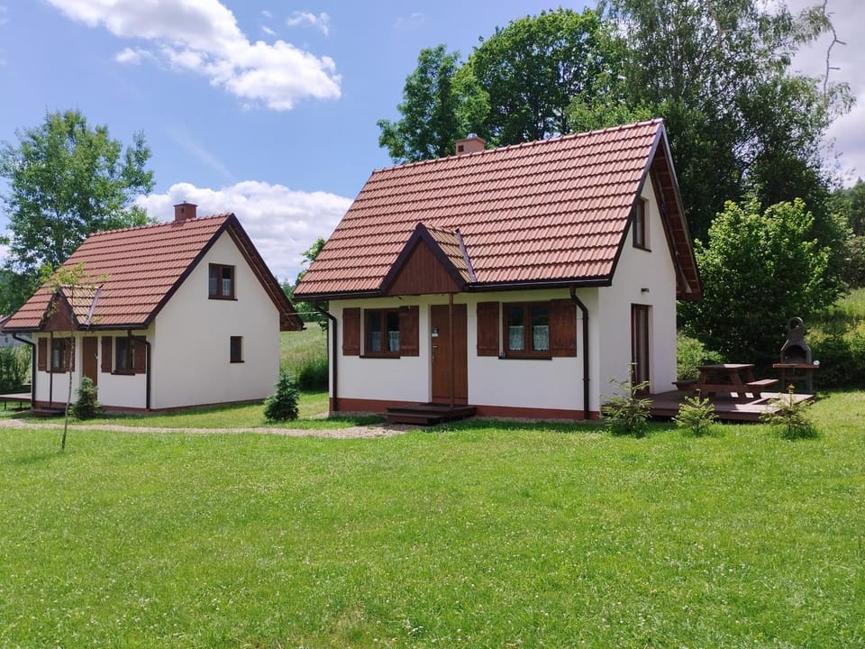 Property building, Day, Natural landscape, Garden view