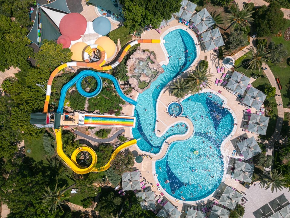 Pool view, Swimming pool