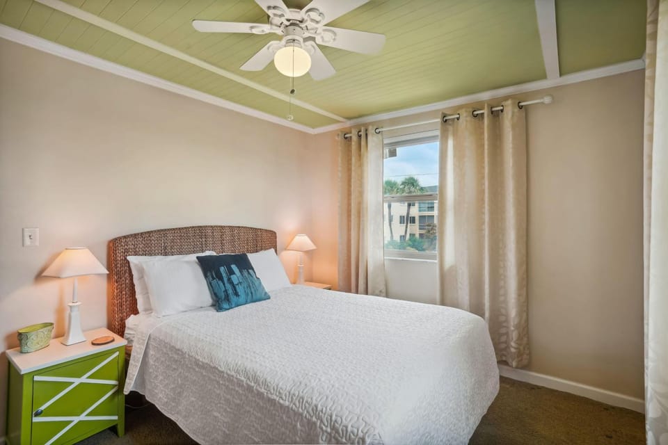 Friendly Native 507 House in Saint Pete Beach