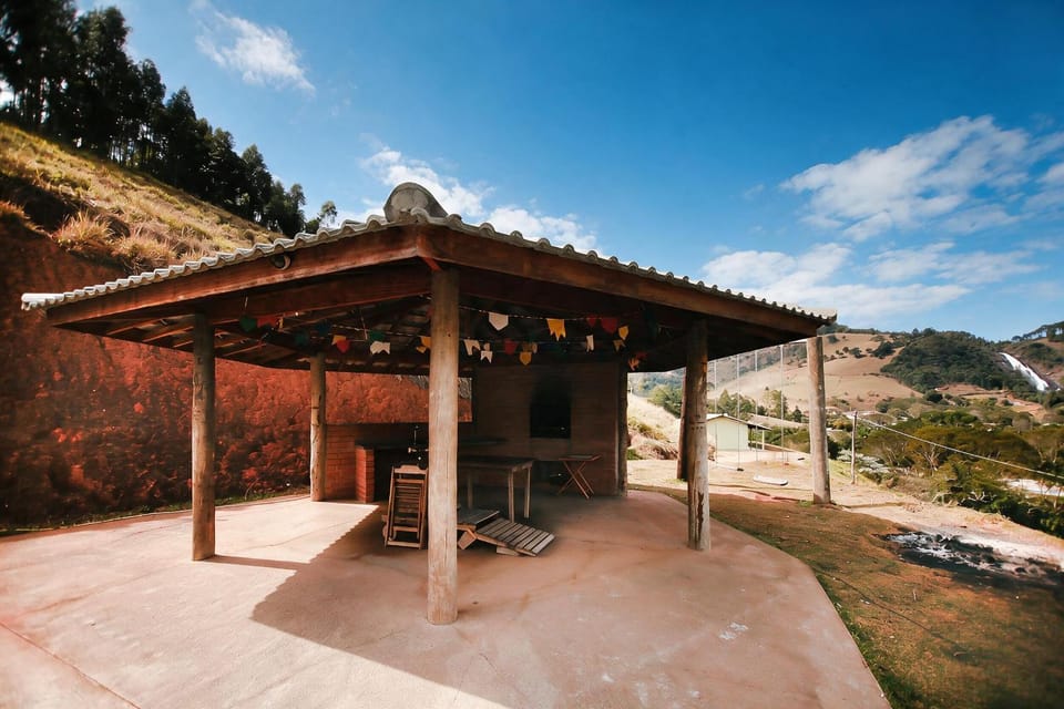 Property building, Facade/entrance, Off site