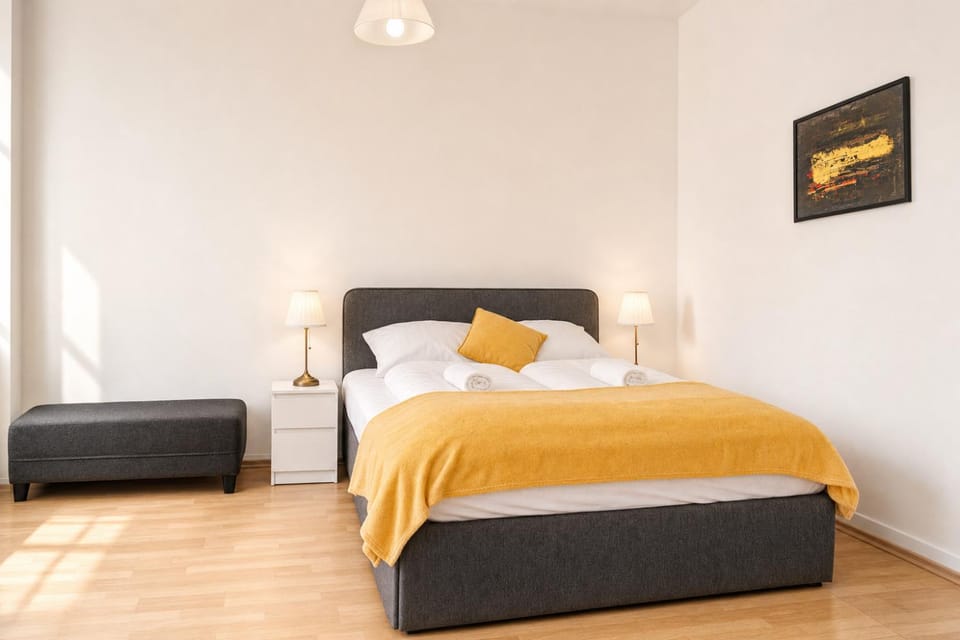 Bed, Bedroom