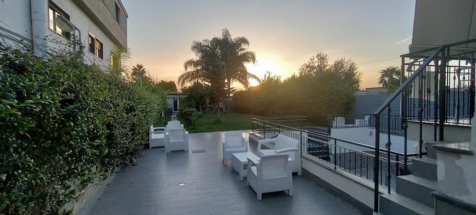 Garden view, Internal: Not applicable to any particular room