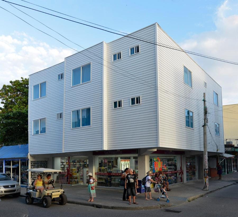 Property building, Day