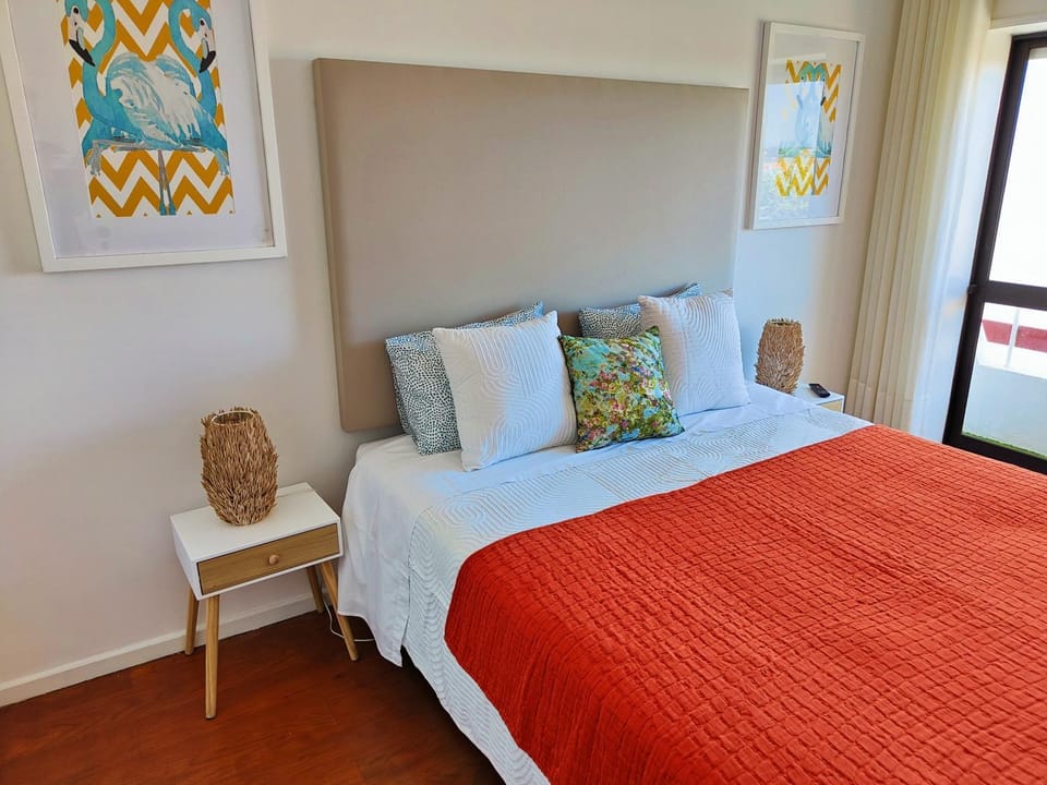 Bed, Summer, Photo of the whole room, Bedroom, Lake view, River view, Sea view