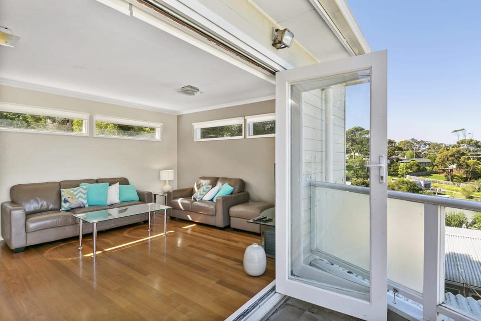 Christoe - BYO Linen House in Lorne