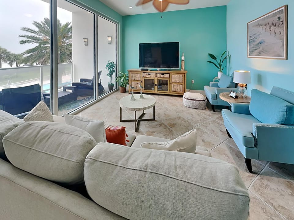 TV and multimedia, Balcony/Terrace, Living room, furniture