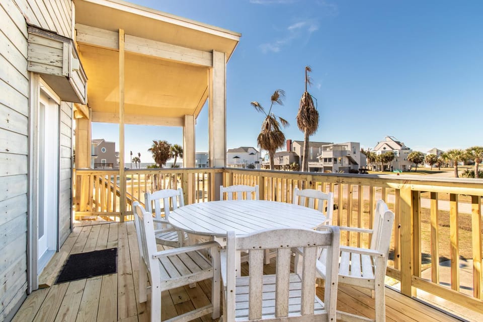 Balcony/Terrace, Seating area, Dining area
