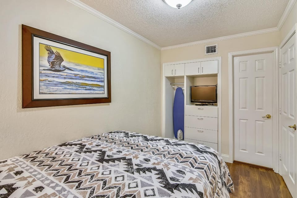 Bed, TV and multimedia, Bedroom, furniture, wardrobe, air conditioner