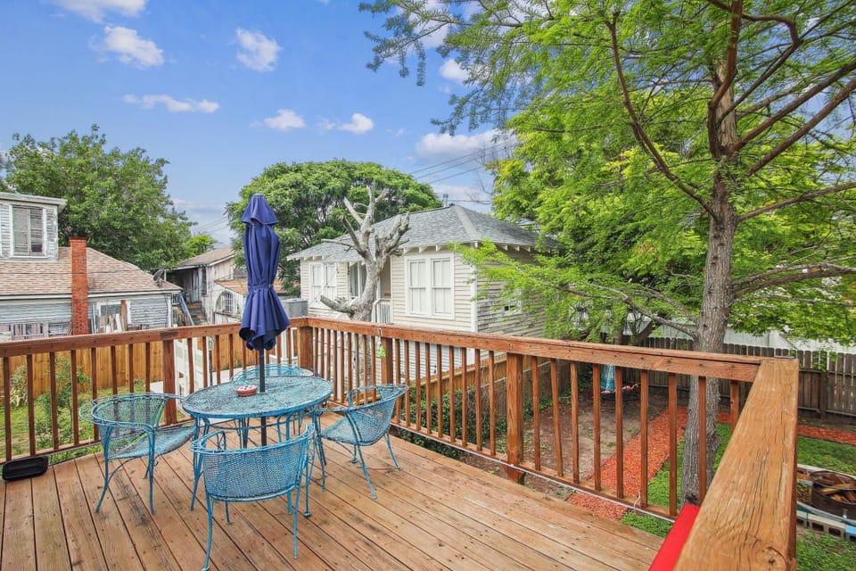 Patio, Neighbourhood, Garden, Balcony/Terrace