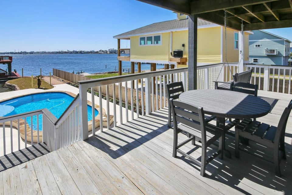 Patio, Hot Tub, Balcony/Terrace, Seating area, Sea view, furniture