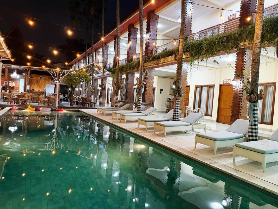 Property building, Swimming pool