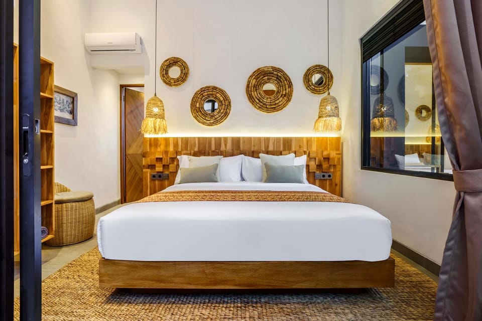 Bed, TV and multimedia, Bedroom, air conditioner
