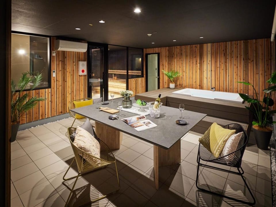 Sauna, Balcony/Terrace