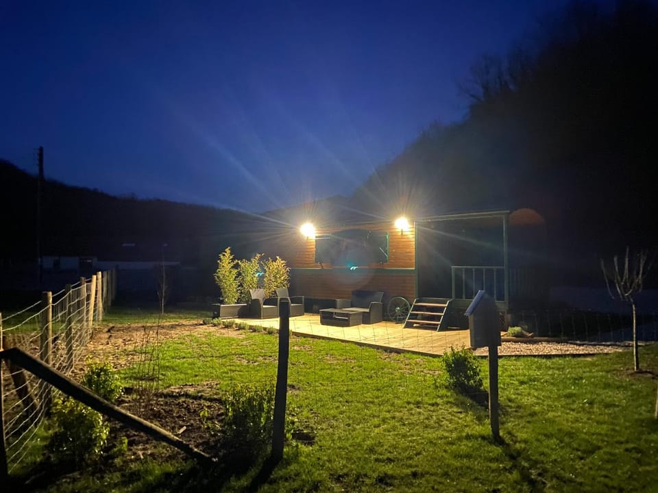La roulotte de bonneval Campground/ 
RV Resort in Normandy
